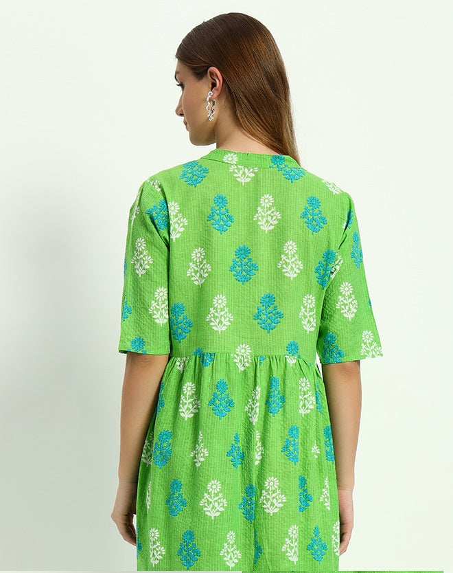 Green Ethnic Motifs Floral Printed Tiered Fit & Flare Ethnic Dress