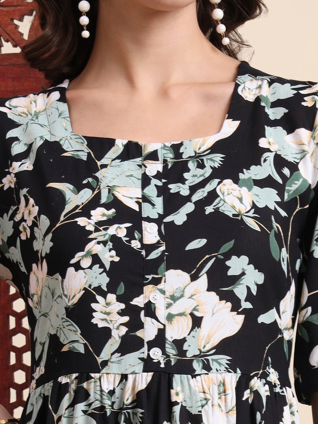 Black Ethnic Motifs Floral Printed Tiered Fit & Flare Ethnic Dress