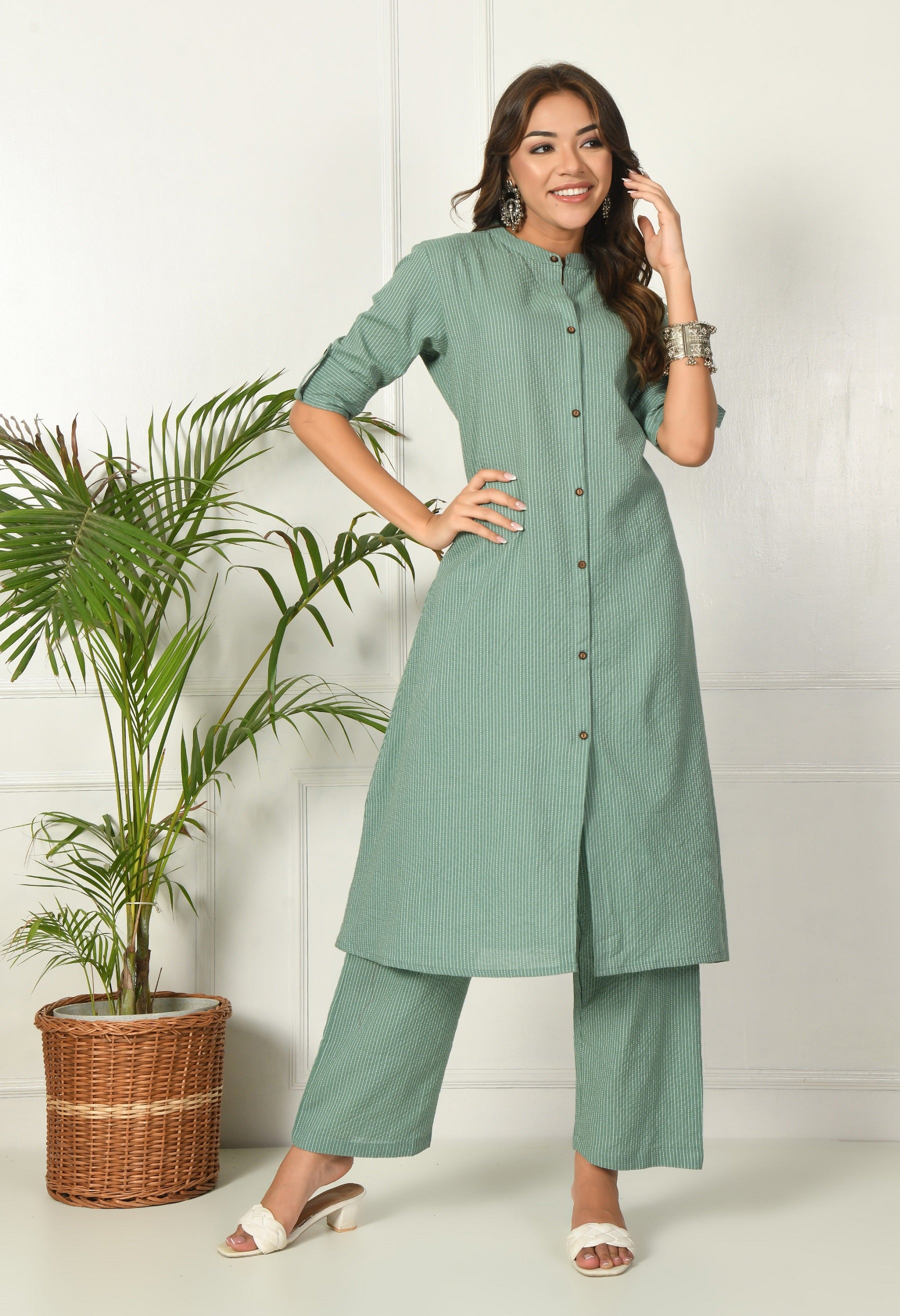 Green Solid cotton Katha fabric A-Line Kurta Pant Set (Copy)