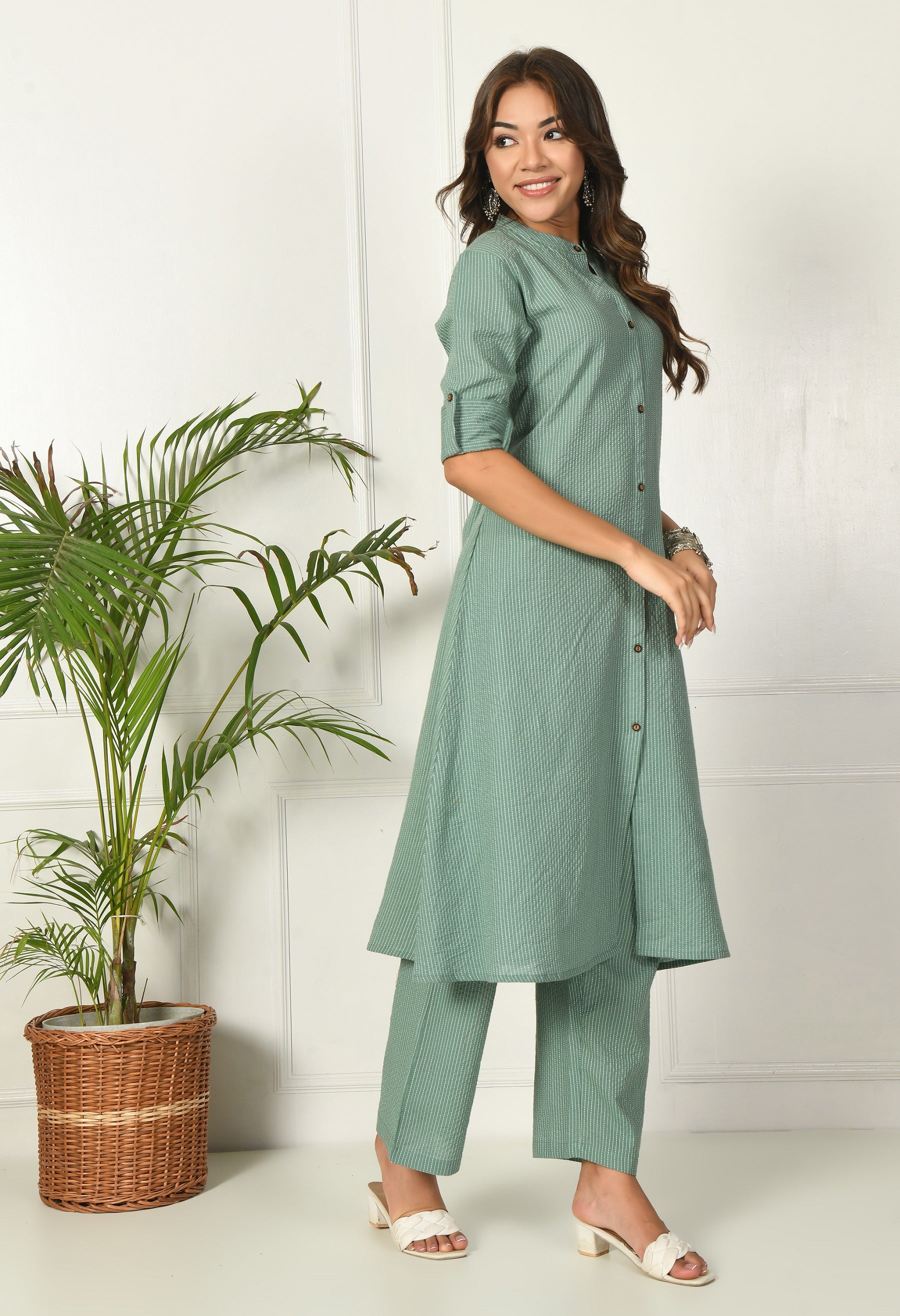 Green Solid cotton Katha fabric A-Line Kurta Pant Set (Copy)